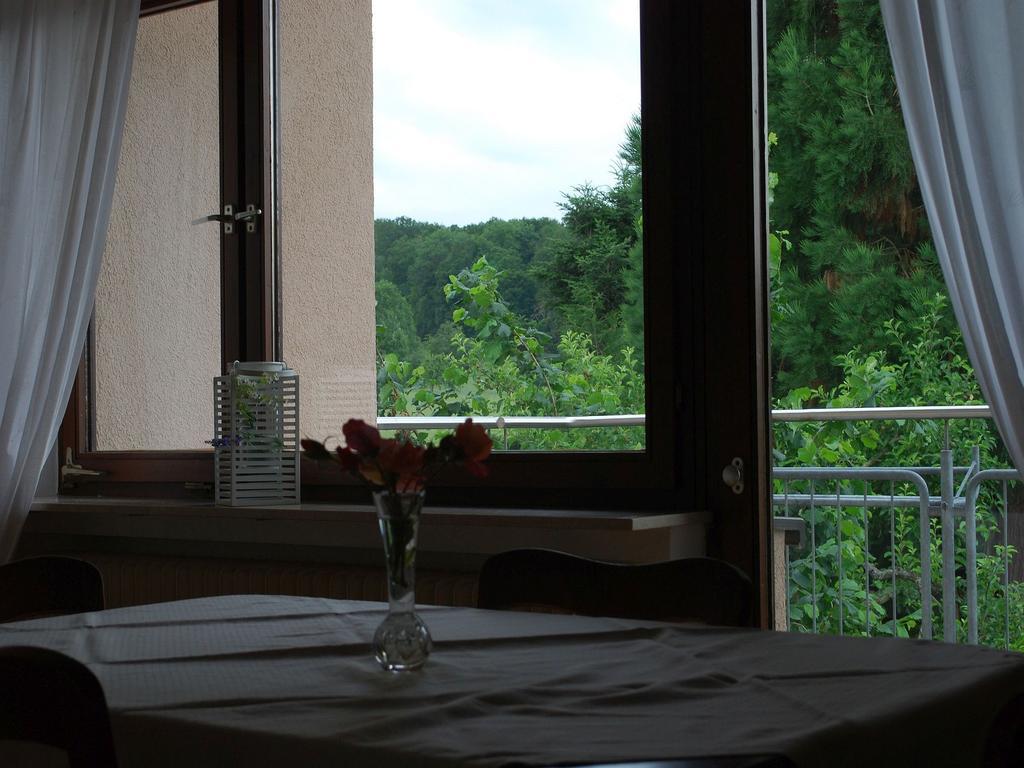 Ferienwohnung Mit Pool Straubenhardt المظهر الخارجي الصورة